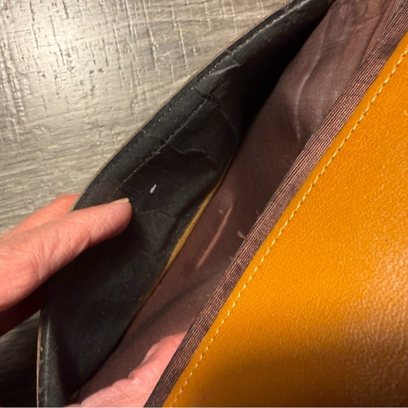 Louis Vuitton Wallet - Picture 9 of 11